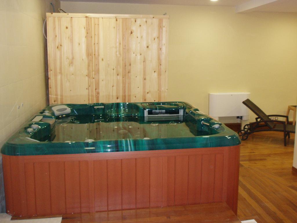 פיראוס Efplias Hotel Apartments מראה חיצוני תמונה