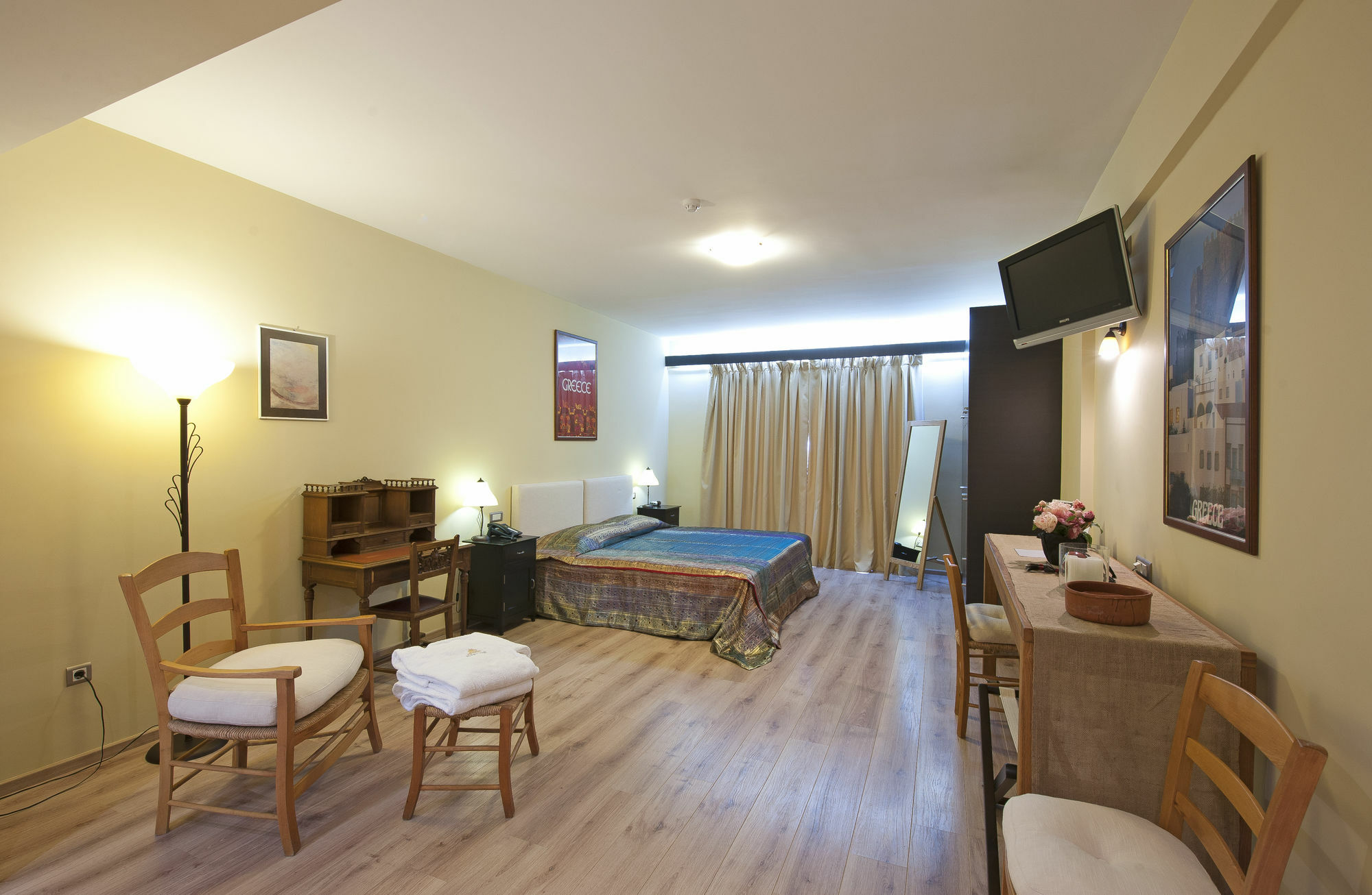 פיראוס Efplias Hotel Apartments מראה חיצוני תמונה