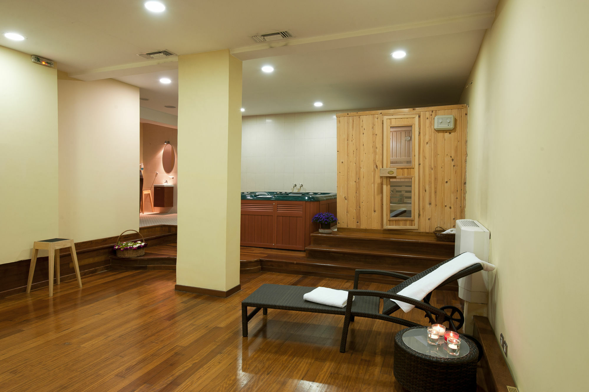 פיראוס Efplias Hotel Apartments מראה חיצוני תמונה